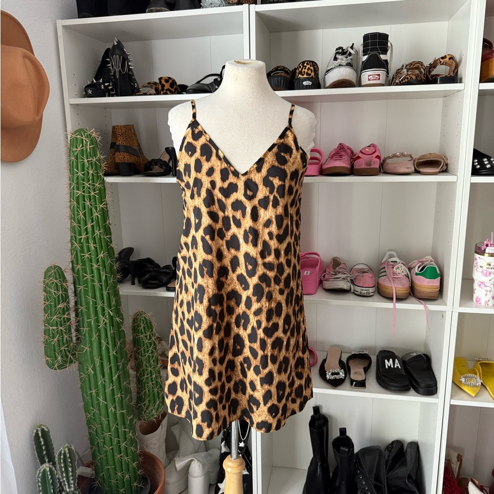 SOLD ON DEPOP Leopard Print Slip Dress - Picture 9 of 10
